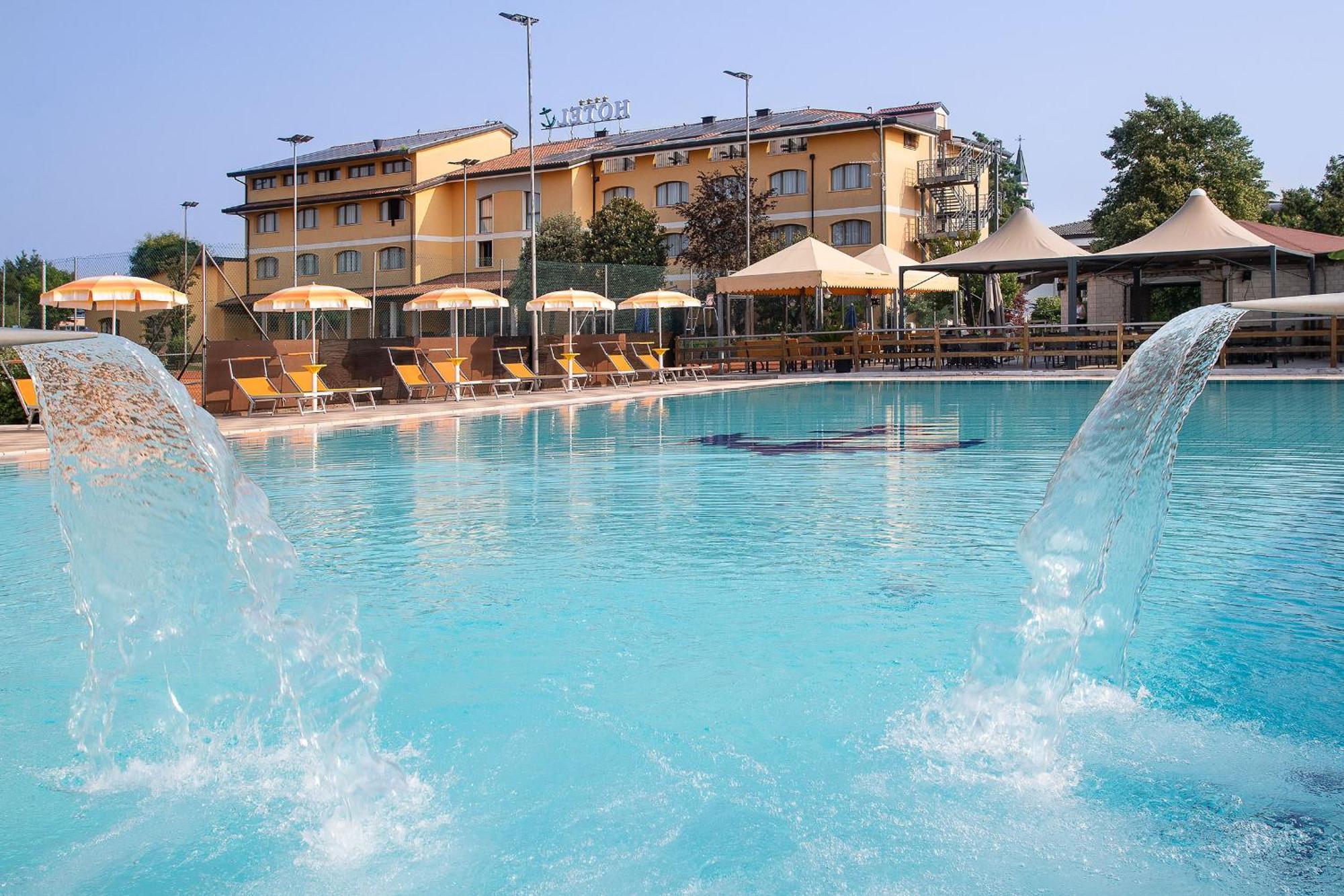 Ancora Sport Hotel 4*